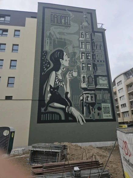 Kamienica Garbary 68 z nowym muralem - sztuka która inspiruje i łączy